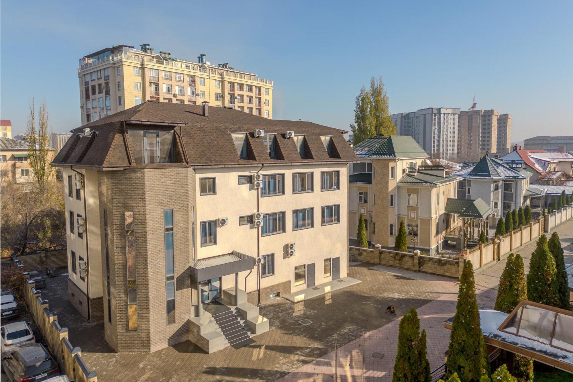 Duo Hotel By Futuro Bishkek Exterior foto